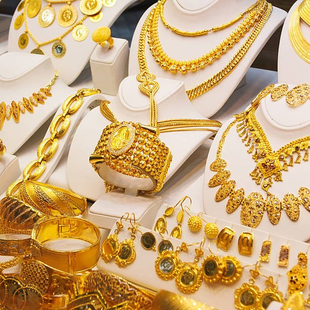 Jewelry market. Gold. Grain added